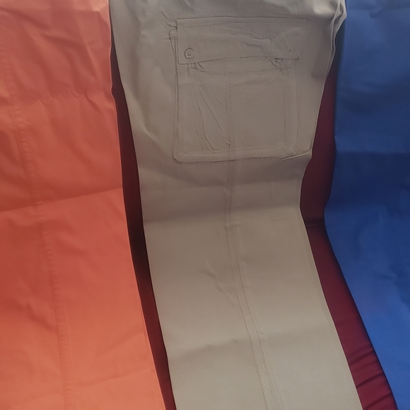 Mens khakis and Chino pants - Picture 12 of 13